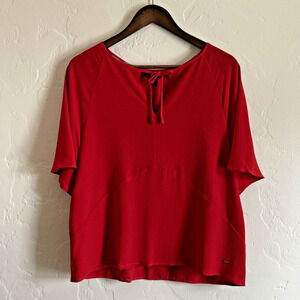 NWT New Tommy Hilfiger Size Large Blouse - Red Short Sleeve Bow